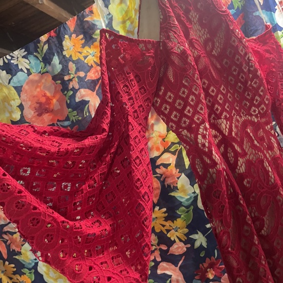 Red Off Shoulder Flared Arm Dress - Picture 4 of 4